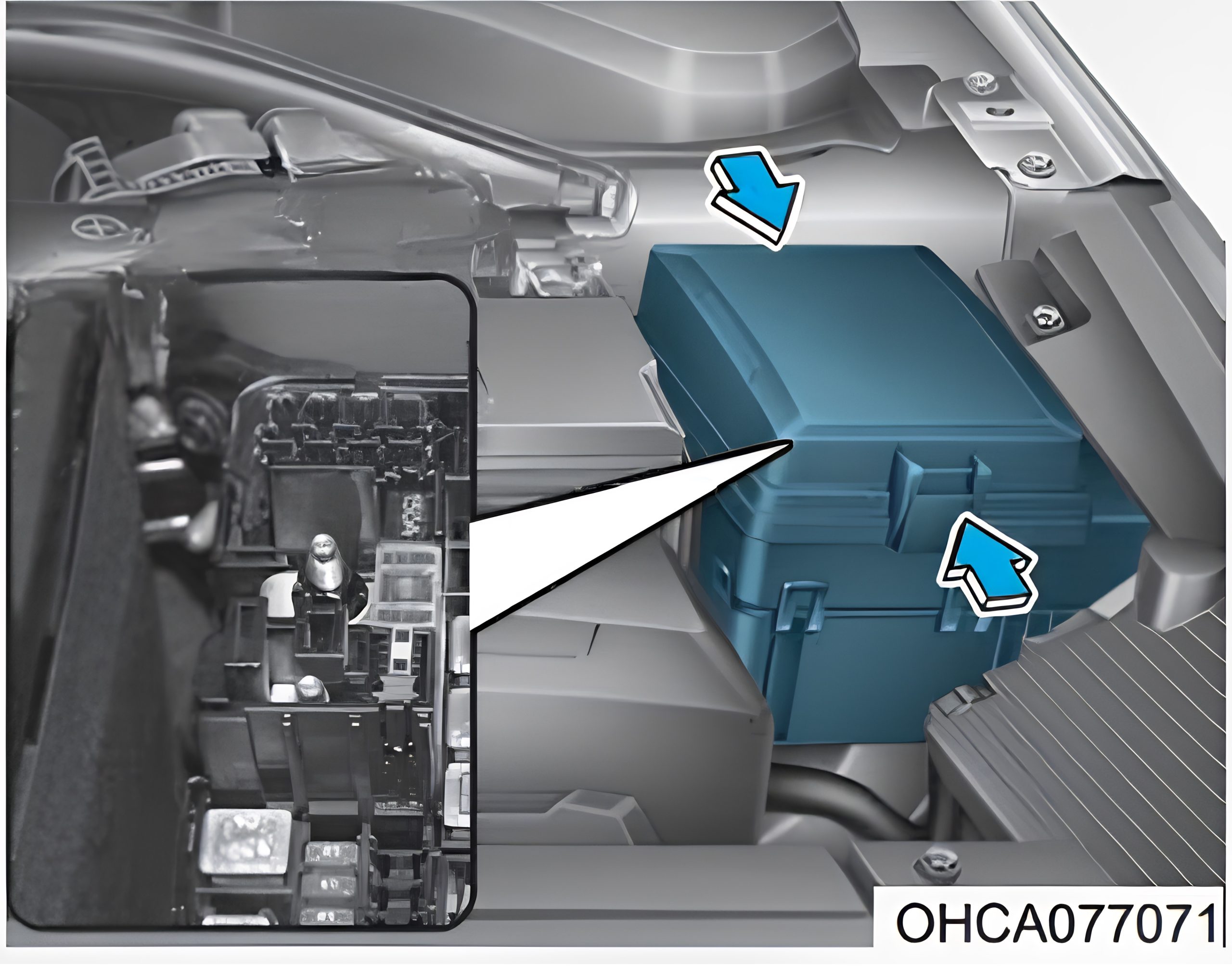 Hyundai Accent (2018 - 2022) Engine Compartment Fuse Box Location 1