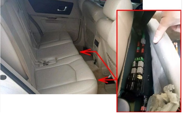 Cadillac SRX 2004 - 2009 PASSENGER COMPARTMENT LOCATION